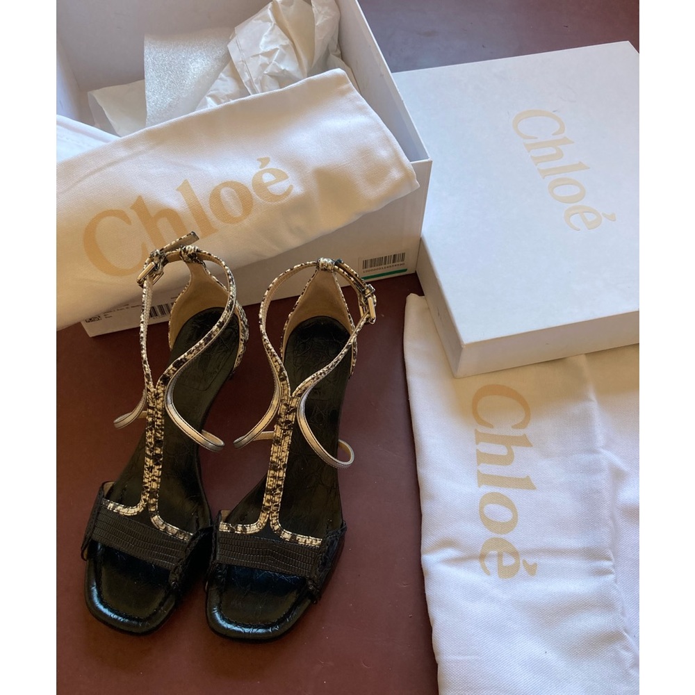 CHLOE SANDALS t strap animal print